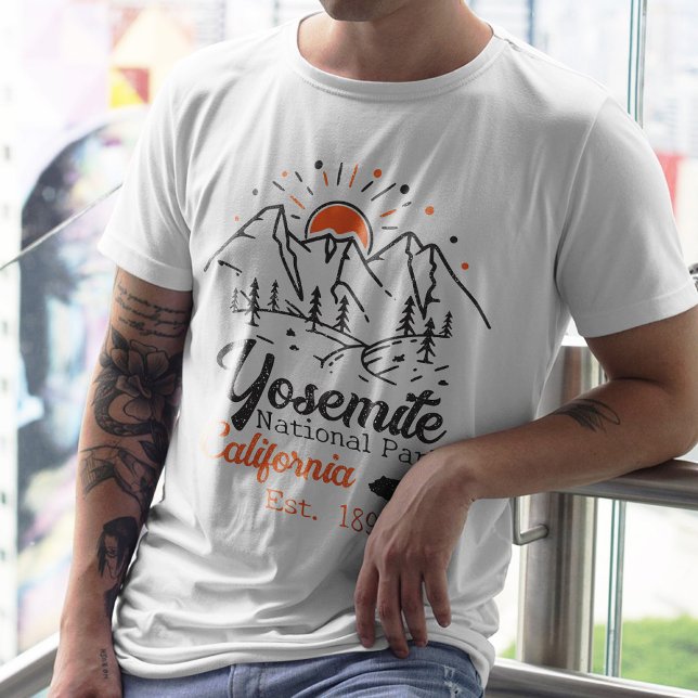 Yosemite National Park Bear Minimalist Mountain T-Shirt (Creator Uploaded)
