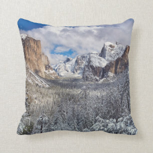 Yosemite Valley in Snow Cushion