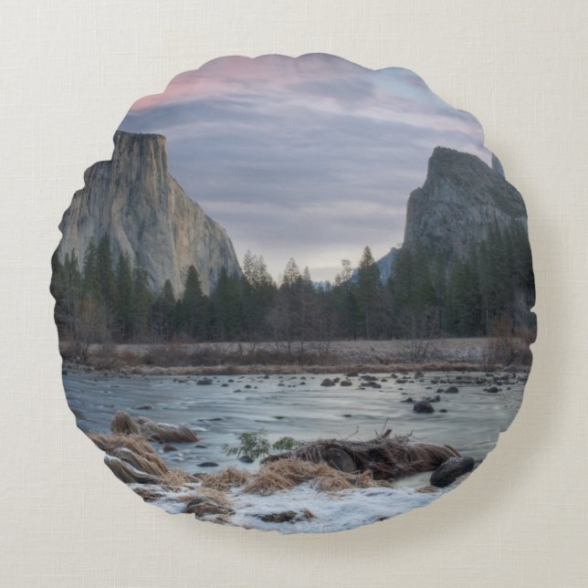 Yosemite Valley Round Cushion (Front)