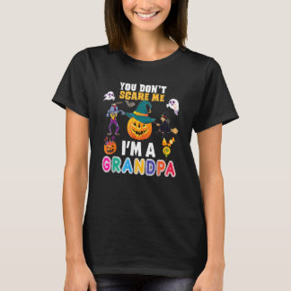 You Don't Scare Me I'm A Grandpa  Halloween Pumpki T-Shirt