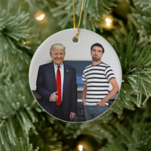 You Met President Donald Trump   Add Your Photo Ceramic Tree Decoration