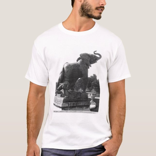 Young Elephant caught in a trap T-Shirt (Front)