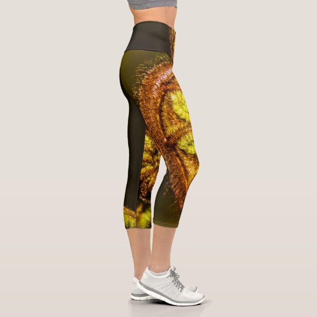 Young Fern Leaves Capri Leggings (Right)