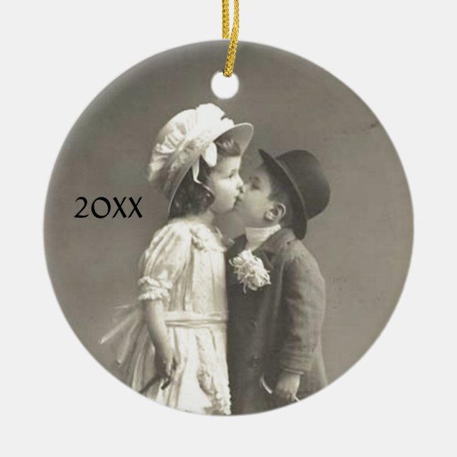 Young Love Photo c 1920s add Year Ceramic Tree Decoration (Front)