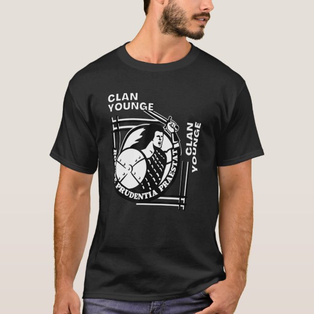 Younge Clan Gaelic Motto Swordsman T-Shirt (Front)