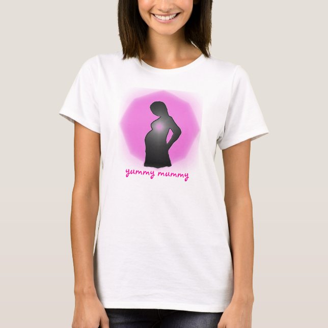 yummy mummy T-Shirt (Front)