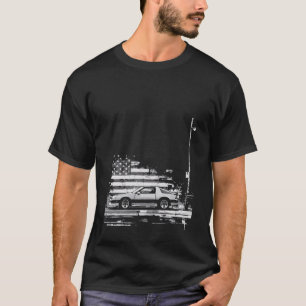 Z28 Muscle Car Night Scene IROC Z Low Graphic Retr T-Shirt