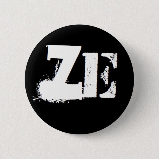 "Ze" is my pronoun 6 Cm Round Badge (Front)