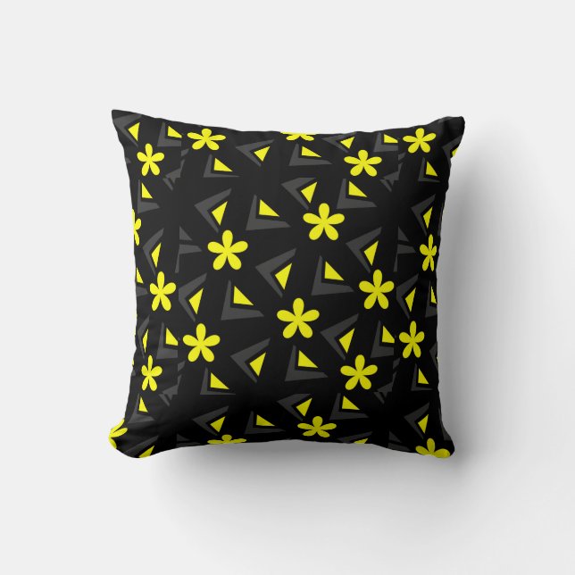 Zig zag pattern with flowers cushion (Front)