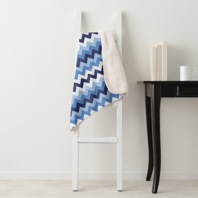 Zigzag pattern 1 sherpa blanket (In Situ)