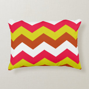 ZIGZAG PATTERN. DECORATIVE CUSHION