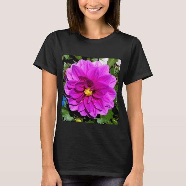 Zinnia t-shirt (Front)