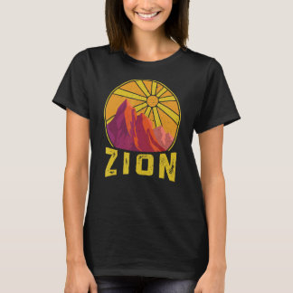 Zion National Park Nature   Hiking Fan T-Shirt