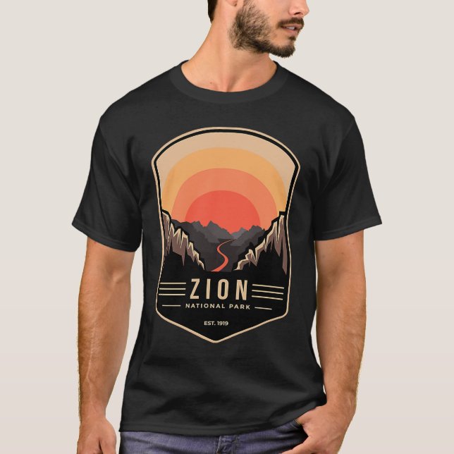 Zion National Park Retro Vintage T-Shirt (Front)