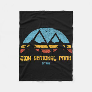 Zion National Park Utah Retro Vintage Hiking Gift Fleece Blanket