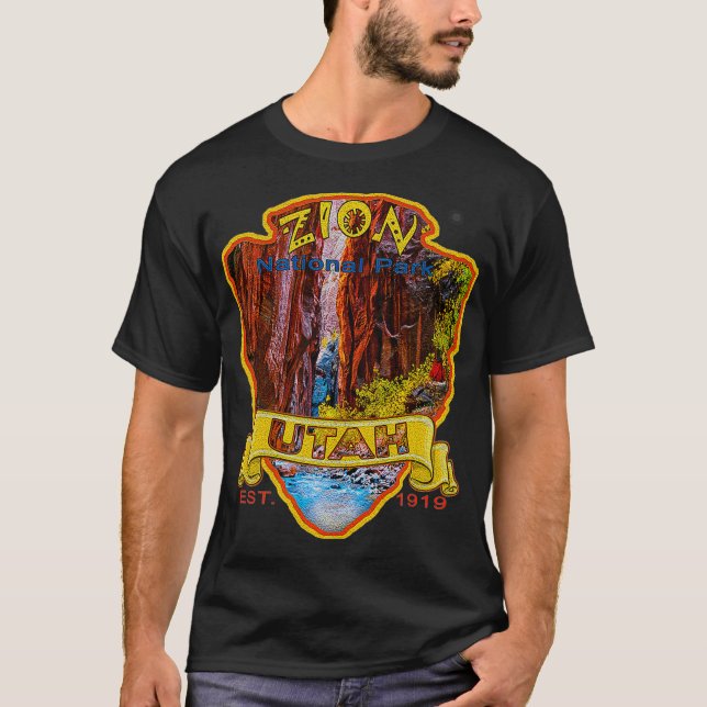 Zion National Park Utah Virgin River Narrows Canyo T-Shirt (Front)