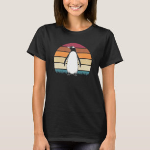 Zoo Keeper Gift Idea Antarctica Animal Retro Pengu T-Shirt