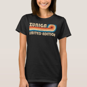 ZUNIGA Surname Retro Vintage 80s 90s Birthday Reun T-Shirt