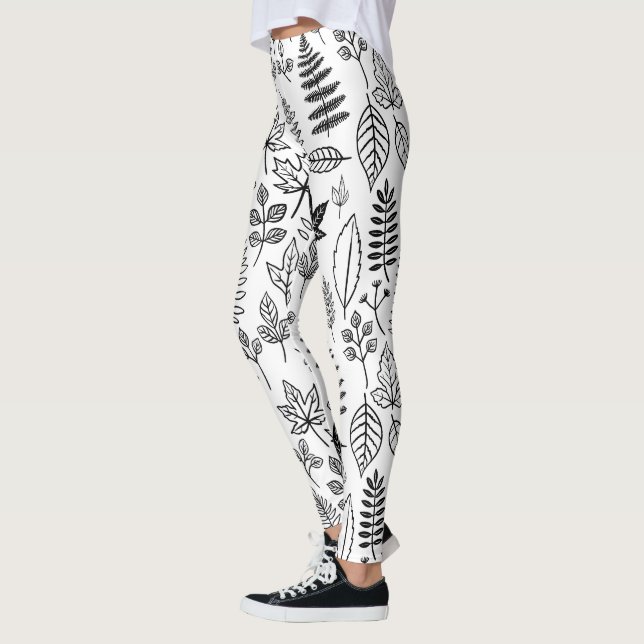 Zynora – Chic High-Rise Capri Leggings (Left)